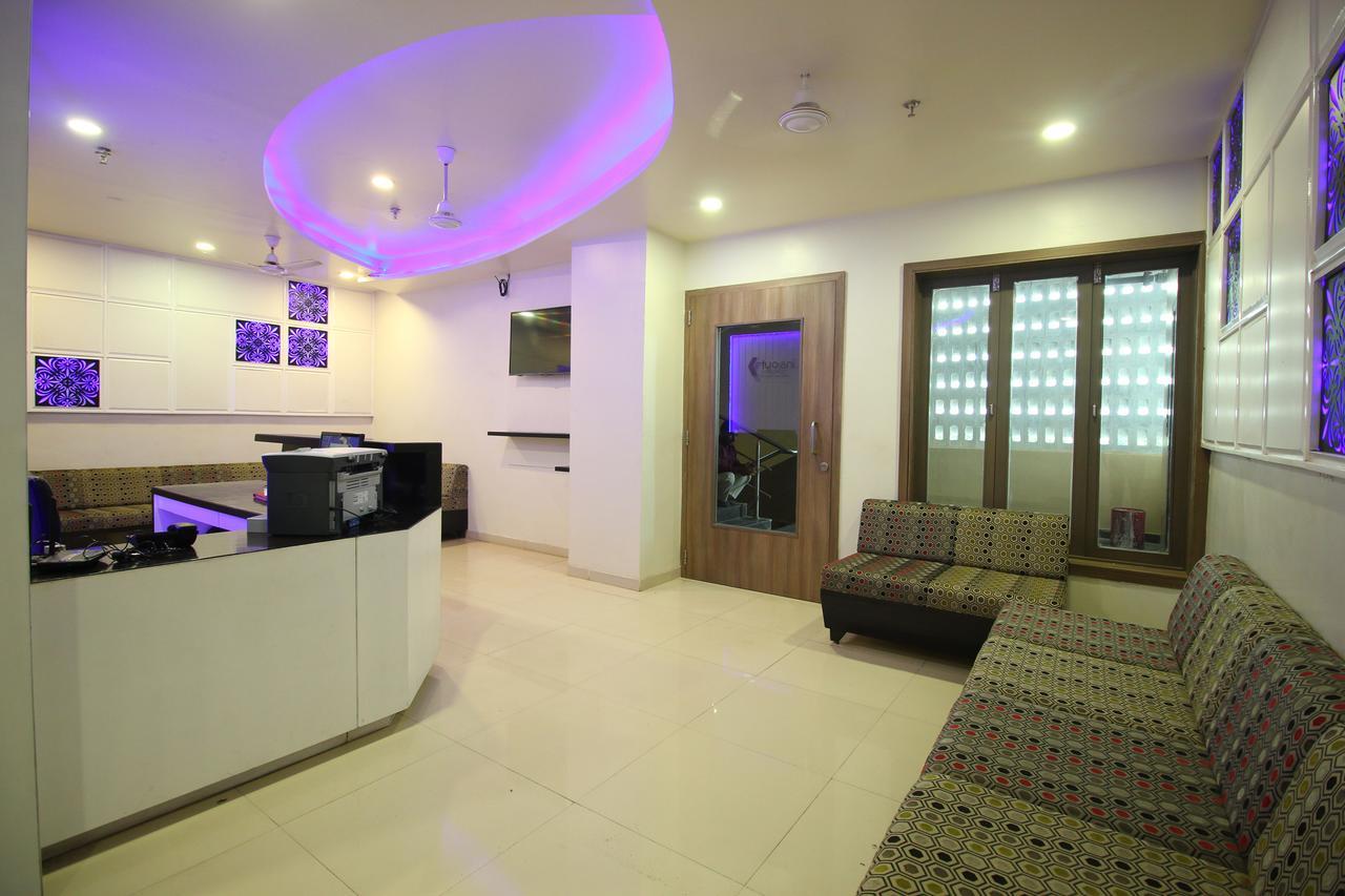 Jackpot Room In & Out Dormitory Ahmedabad Bagian luar foto
